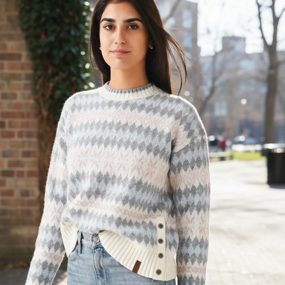 Obermeyer Joanna Sweater 100% Wool Women’s size Medium Ski Nordic Print